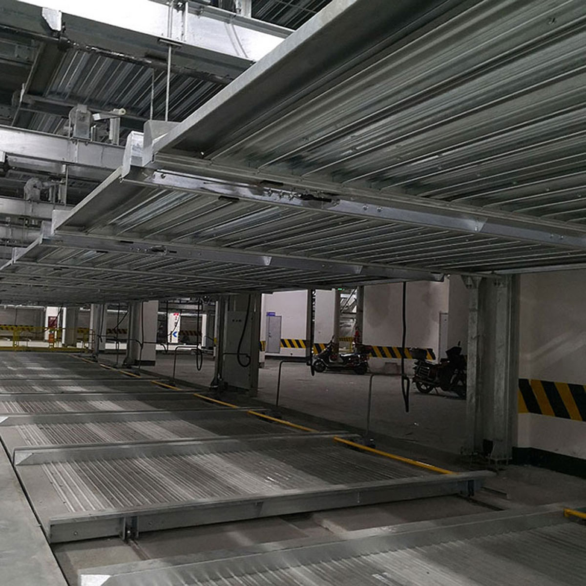 PSH2重列二層升降橫移機械式停車設備